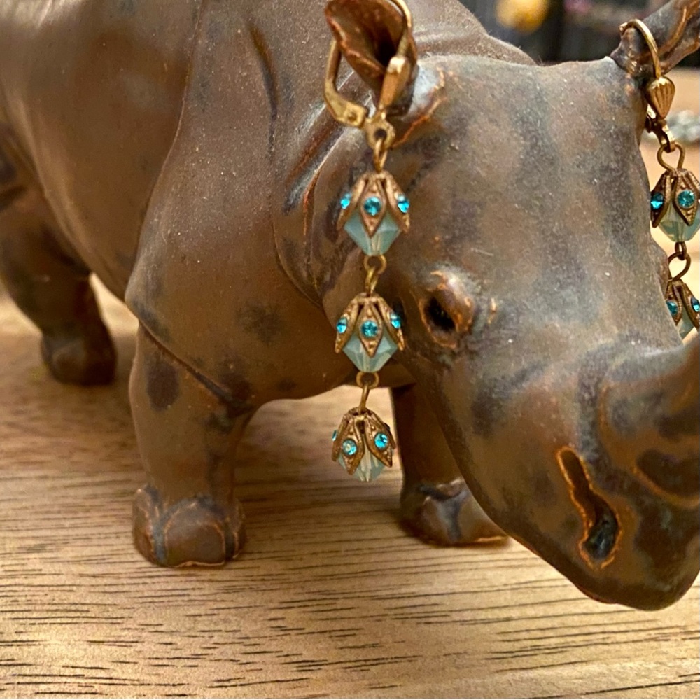 Cathrine Popesco 3 Tired Capped Earrings